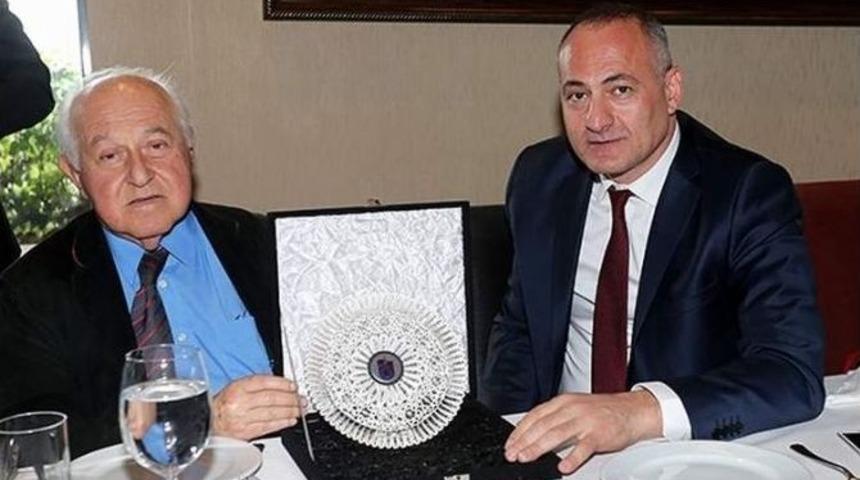 Trabzonspor, Galatasaray Y&ouml;netimine Yemek Verdi