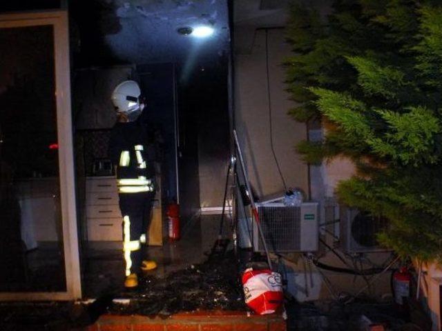 Yakınlarına Kabus Yaşatan Alkol Ve Madde Bağımlısı Tutuklandı