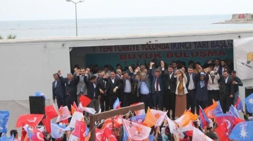Ak Parti Milletvekili Adaylarını Yumurtalık&rsquo;ta Tanıttı