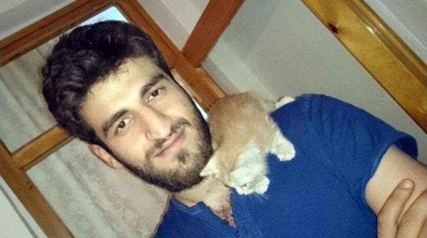 Kayıp Gencin Cesedi Denizde Bulundu