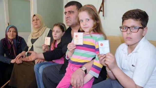 Rus Anneden Olan Çocuklar Kimliklerine Kavuştu