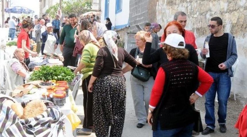 Akdeniz&rsquo;de &rsquo;melemez K&ouml;y&uuml; Giritliler Festivali&rsquo; Coşkusu