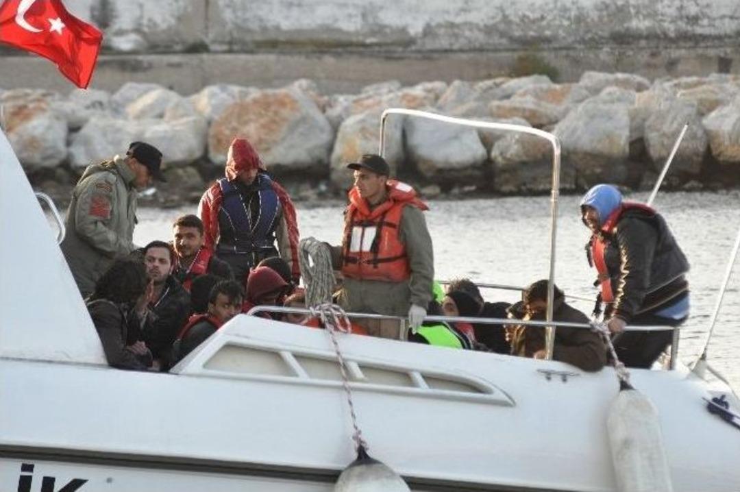 Belediye Dalgı&ccedil;ları Turgutreis&rsquo;te Deniz Dibini Temizledi