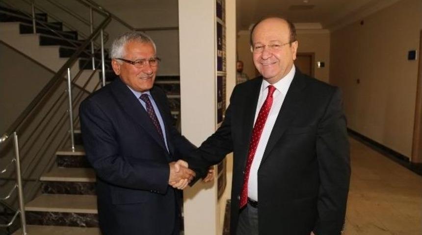 &Ouml;zakcan&rsquo;dan İl M&uuml;ft&uuml;s&uuml; Kocaoğlu&rsquo;na Kutlu Doğum Haftası Ziyareti