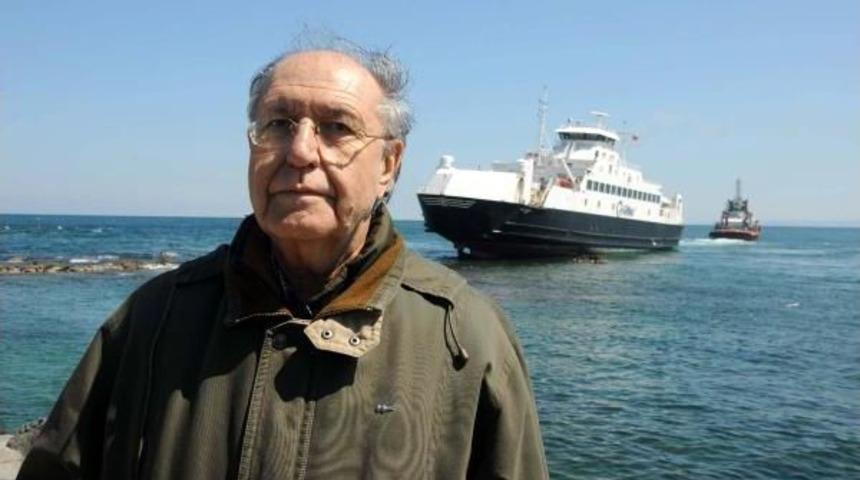 G&ouml;k&ccedil;eada Feribotundaki Yolcular 13 Saat 25 Dakika Sonra Tahliye Edildi (3)