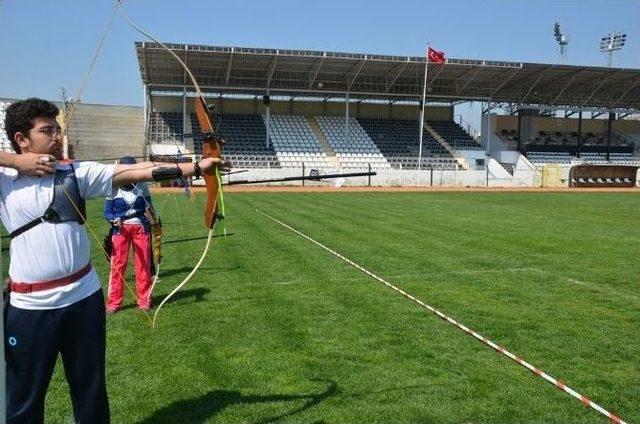 Aydın&rsquo;da Ok&ccedil;uluk İl Birinciliği M&uuml;sabakaları Tamamlandı 1