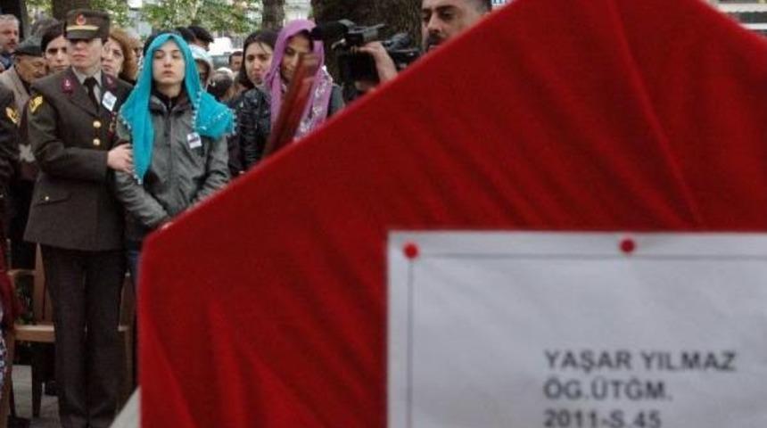 Kazada Yaşamını Yitiren &Uuml;steğmen Eşe Sessiz Veda