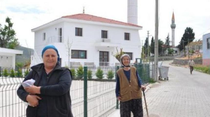 Zeytineli K&ouml;y&uuml;'nde &Ccedil;ifte Cami Tartışması