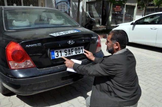 Hatay'da Suriyeliler'e Geçici Türk Plakası Verilmeye Başlandı