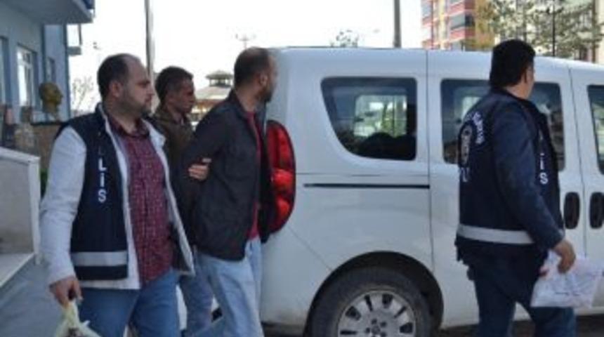 Teyp Hırsızları Ka&ccedil;amadı