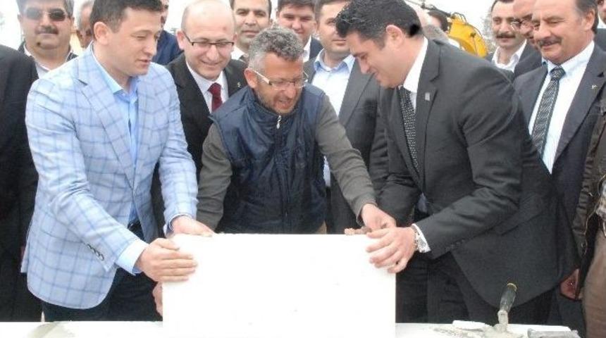 İzmir&rsquo;de, Ağapark Projesinin Saha &Ccedil;alışmaları Başladı