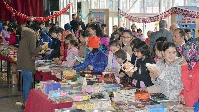 Trabzon’da 2. Araklı Kitap Fuarı Başladı