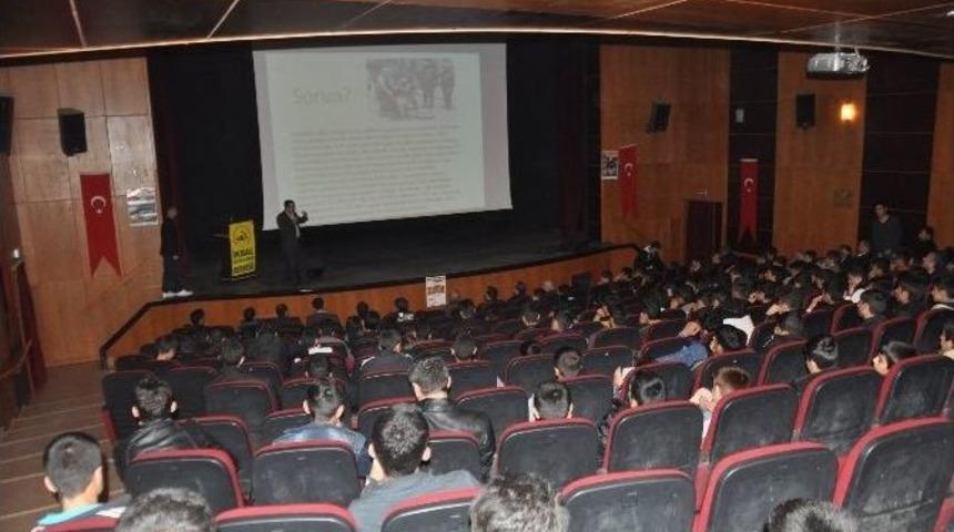 Zararlı Alışkanlıkları &Ouml;nleme Bilinci Programı D&uuml;zenledi