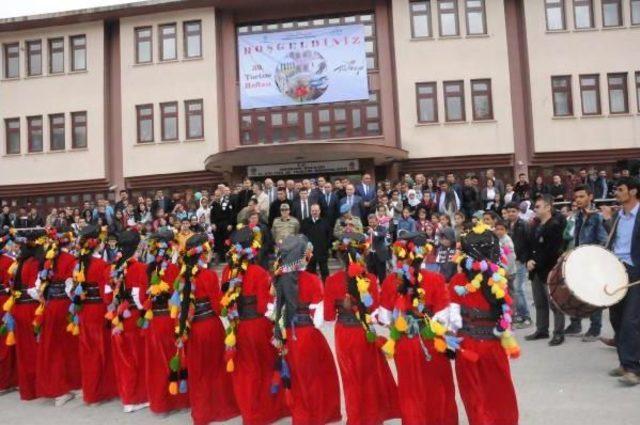 Hakkari de Turizm Haftası Kutlandı 2