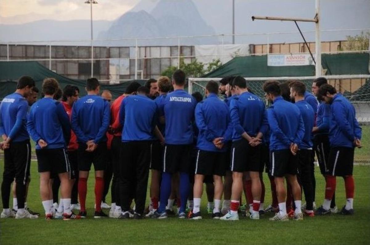 Şimşek: "antalyaspor S&uuml;per Lige &Ccedil;ıkacak"