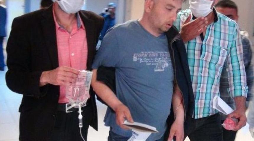 Mersin'de 90 Kişi Yedikleri Yemekten Zehirlendi