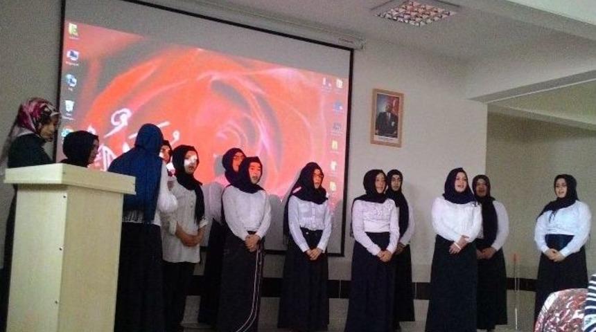 Nevşehir Kız İmam Hatip Lisesinden Kutlu Doğum Programı