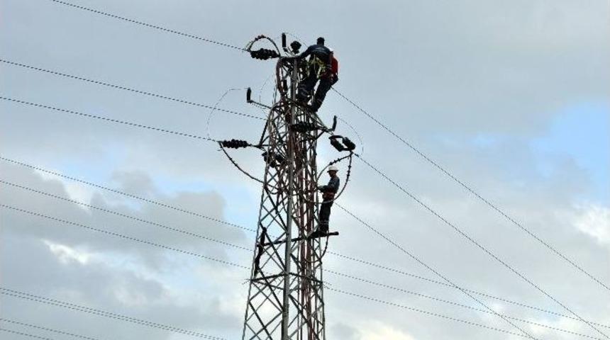Sincik&rsquo;e 7 Saat Elektrik Verilemedi
