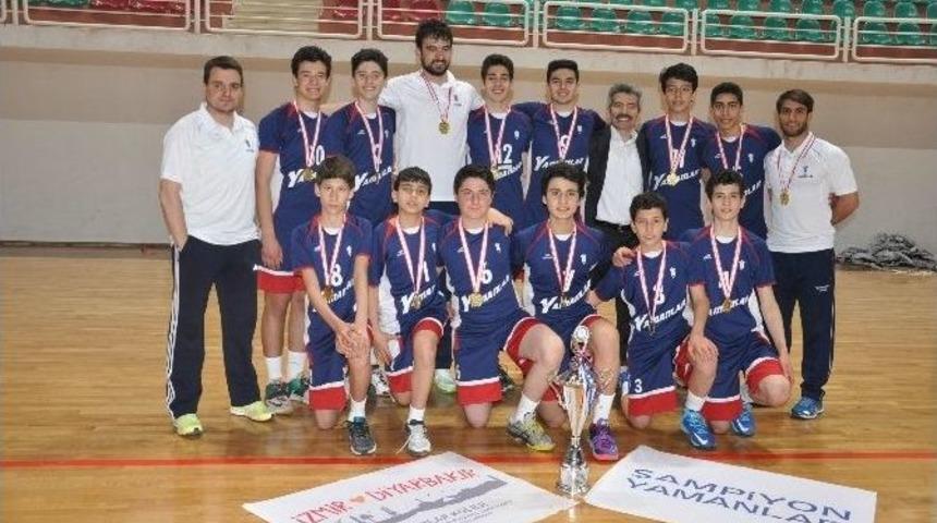 Yamanlar Voleybol&rsquo;da Yine T&uuml;rkiye Şampiyonu