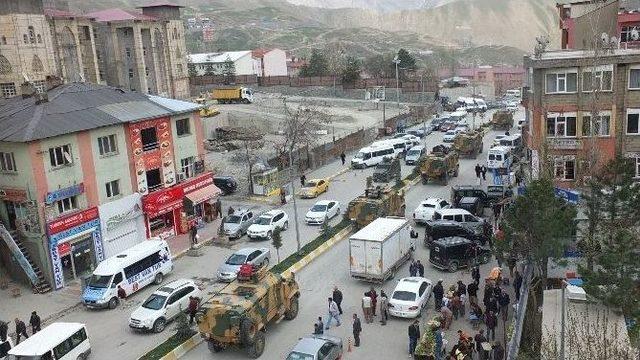 (&ouml;zel Haber) Sınır Boylarına Askeri Sevkiyat 1