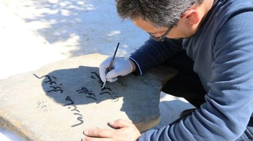 Bursalı Hattatlardan Bursa Şehitlerine Vefa