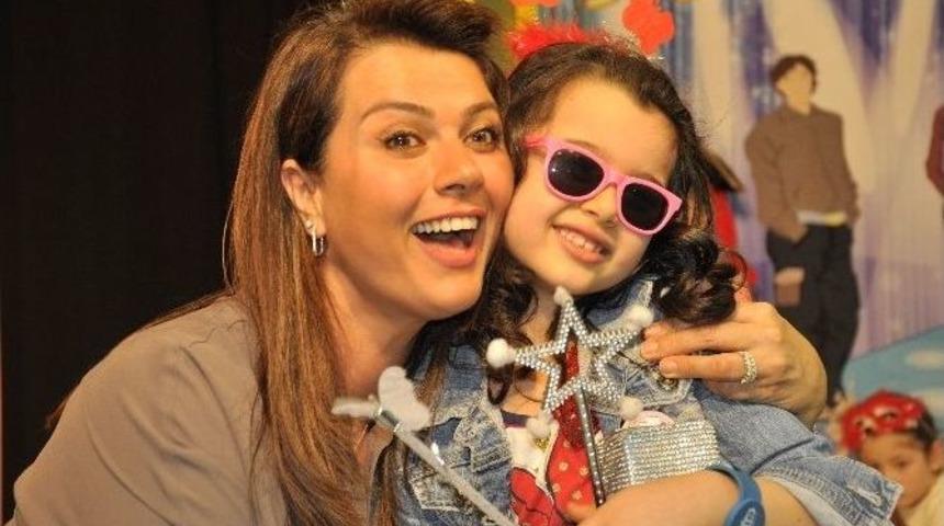 A&ccedil;elya Akkoyun&rsquo;un Kızı Alya 7 Yaşına Girdi