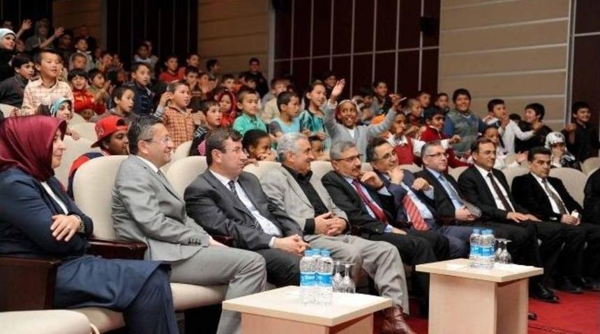 M&uuml;lteci &Ccedil;ocuklar Altındağ&rsquo;da El Ele Verdi