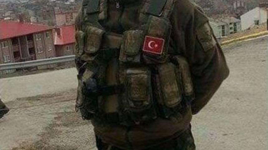 &lsquo;&ccedil;ok Basitti&rsquo; Dedi Tabancasıyla İntihar Etti