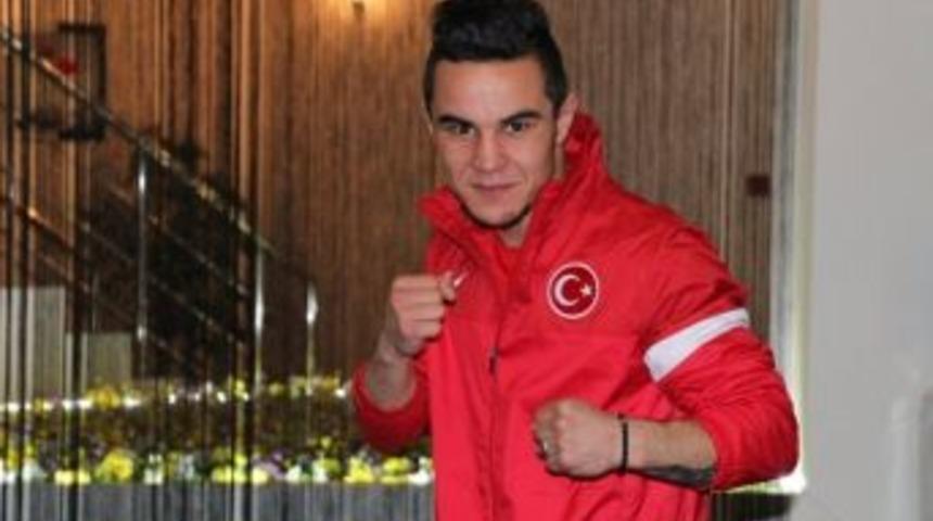 Sakatlanan Sel&ccedil;uk Eker, &Uuml;&ccedil;&uuml;nc&uuml; Oldu