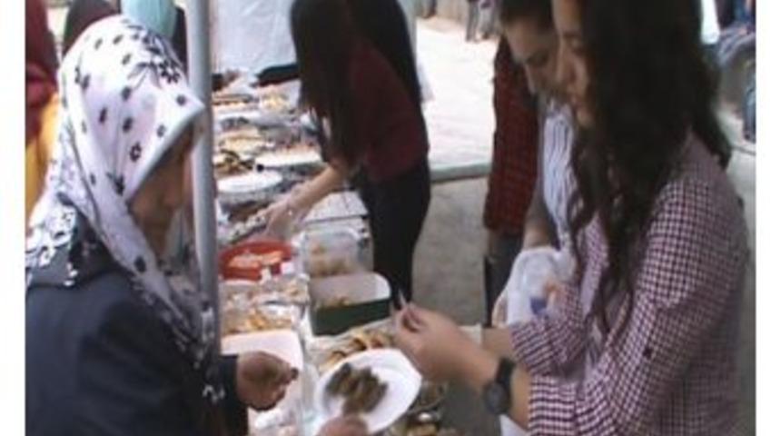 &Ouml;ğrencilerden Anlamlı Kermes