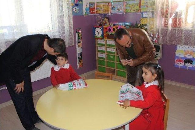 Kardeş Okul Se&ccedil;tikleri İlkokul &Ouml;ğrencilerini Sevindirdiler 1