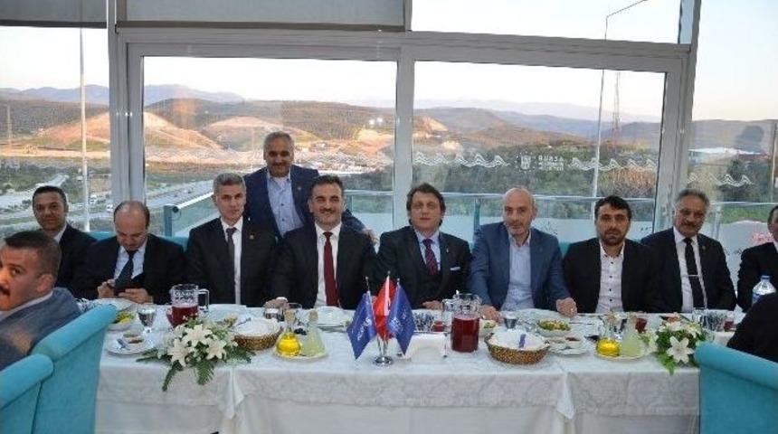 Yılmaz: &ldquo;kentsel D&ouml;n&uuml;ş&uuml;m Medeniyet Projesidir&rdquo;