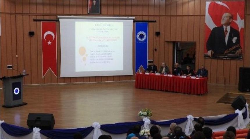 B&uuml;&rsquo;de Turistik Destinasyon Geliştirme Politikalar Ve Stratejiler Paneli Verildi