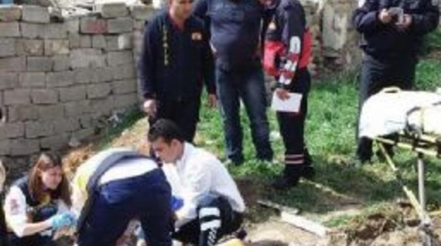 Yıkım Alanında Odun Toplarken, Kep&ccedil;enin &Ccedil;arpması Sonucu &Ouml;ld&uuml;