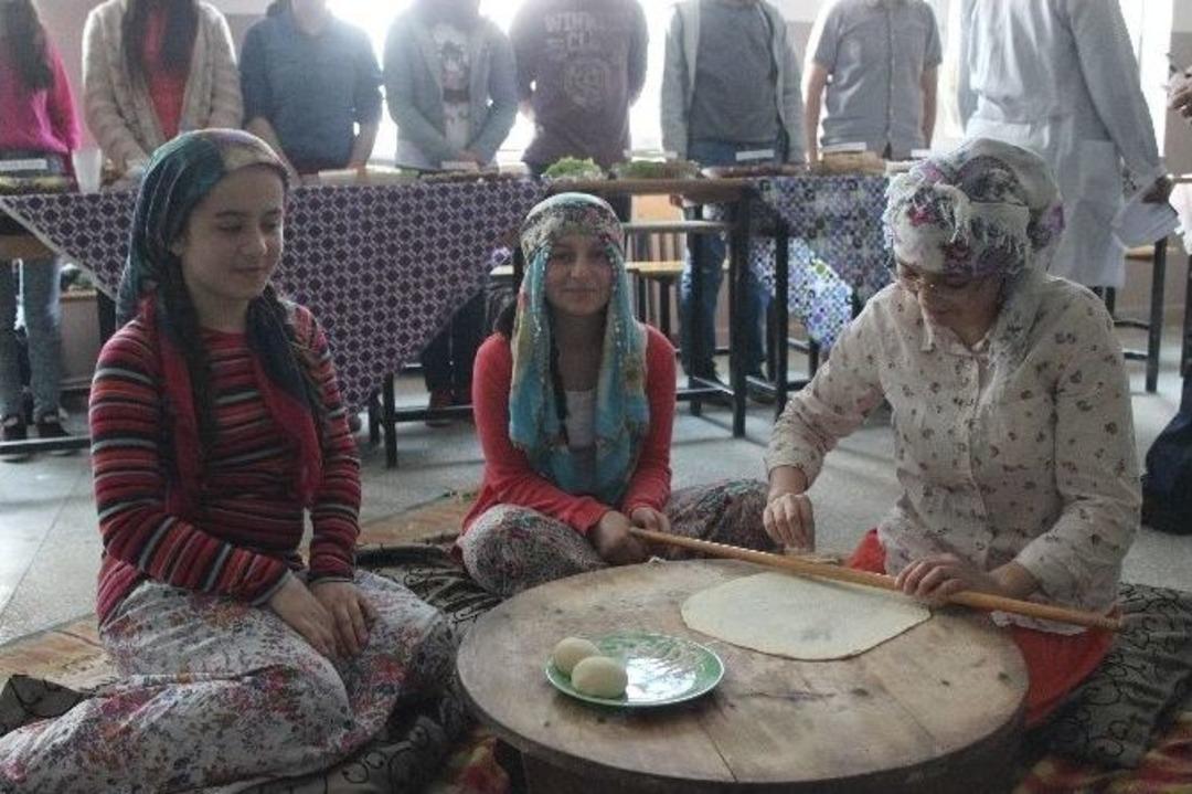 Dikbıyık Anadolu Lisesi&rsquo;nde Yemek Yarışması