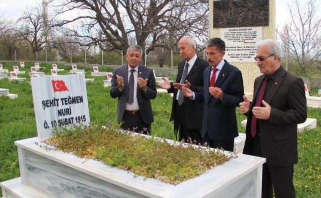 Mhp'li Aday 1915'te Ermenilerin Katlettiği Askerlerin Yattığı Şehitliği Ziyaret Etti