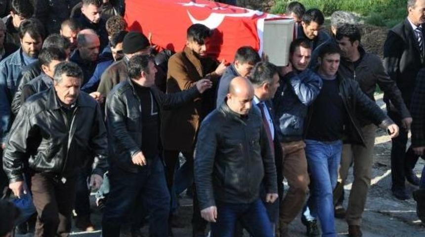 İntihar Eden Uzman &Ccedil;avuş Son Yolculuğuna Uğurlandı