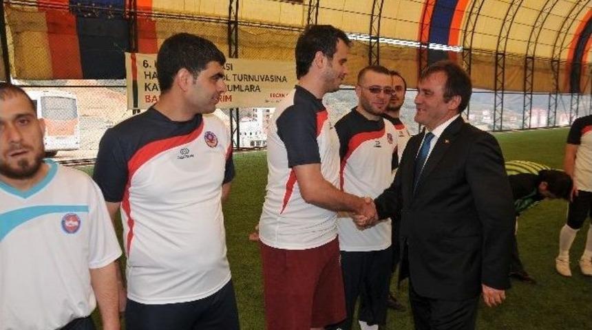 G&uuml;m&uuml;şhane&rsquo;de 6. Kurumlararası Halı Saha Futbol Turnuvası Başladı