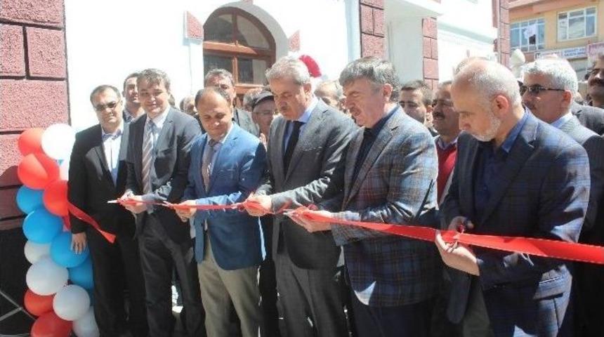 Taşk&ouml;pr&uuml; Aile &Ccedil;ay Bah&ccedil;esinin A&ccedil;ılışı Ger&ccedil;ekleştirildi