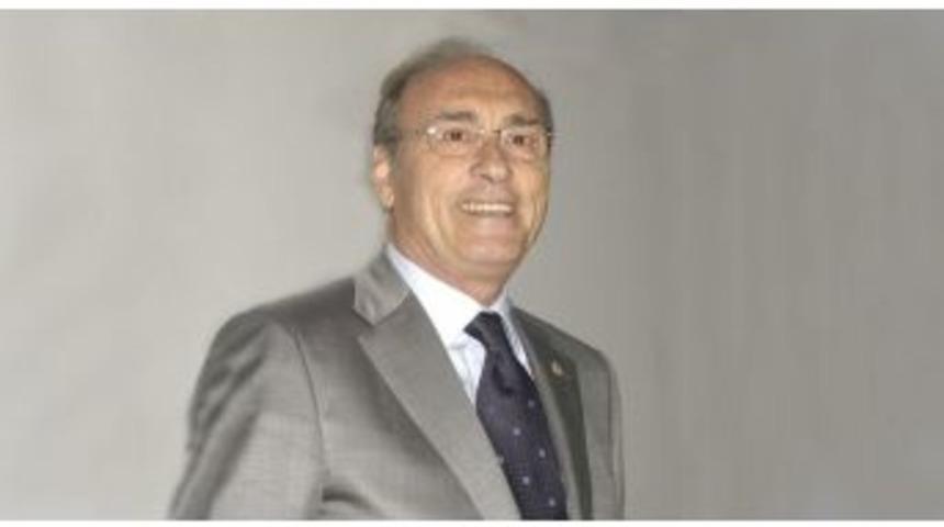 Uludağ &Uuml;niversitesi Eski Rekt&ouml;r&uuml; Ayhan Kızıl Hayatını Kaybetti