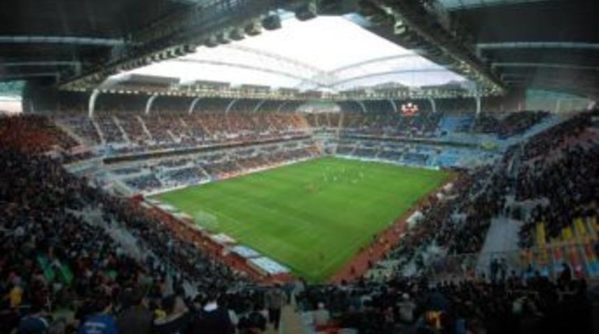 Kadir Has Stadı Ard Arda 2 Kayseri Takımını Ağırladı