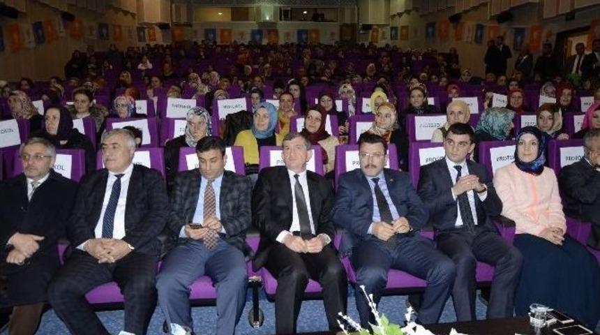 Ak Parti Trabzon İl Kadın Ve Gen&ccedil;lik Kollarından Kutlu Doğum Programı