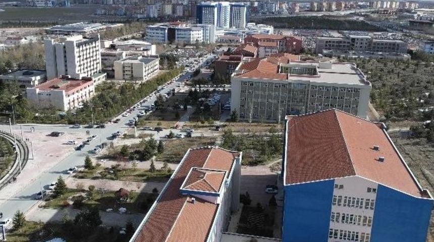 Sel&ccedil;uk&rsquo;un Girişimcilik Aşamalı Destek Programı Başarısı