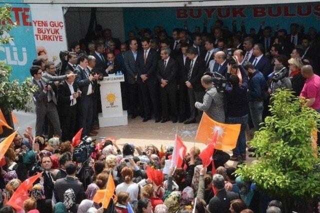 Ak Parti Milletvekili Adayları Ceyhanlılarla Buluştu