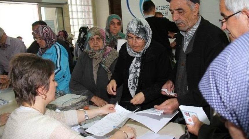 Yaşlı Vatandaşlar, &Ccedil;anakkale&rsquo;ye Gidiyor