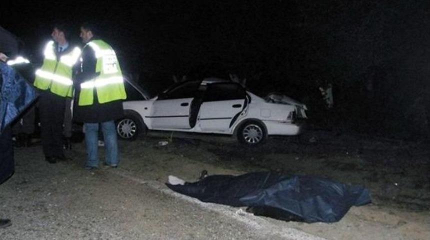 İzmir&rsquo;de Kaza: 3 &Ouml;l&uuml;