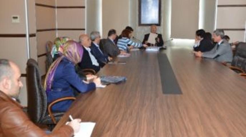 Kartepe Belediyesi S&uuml;nnet Kıyafeti Alımı İhalesi Yaptı