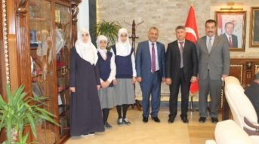 Reyhanlı Anadolu İmam Hatip Lisesi Bilgi Yarışması&rsquo;nda Hatay Birincisi Oldu