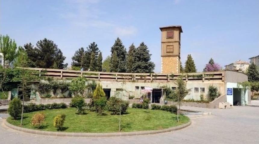 Belediye Engelliler İ&ccedil;in Şarj İstasyonu Kurdu