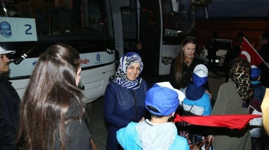 Ey&uuml;p Sultan&rsquo;dan Mevlana&rsquo;ya 23 Nisan Coşkusu